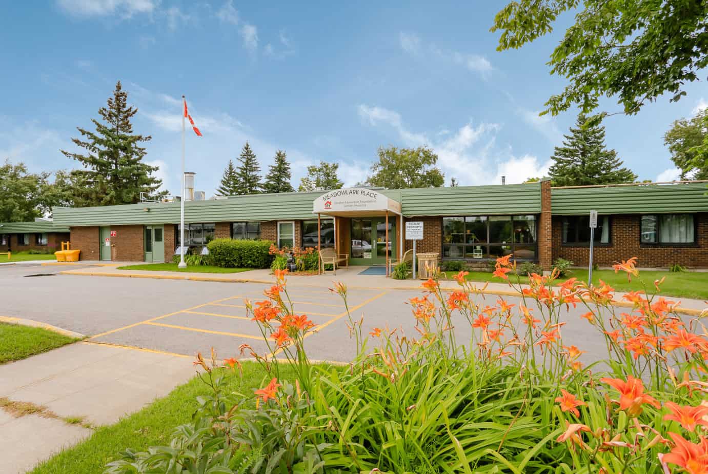 Meadowlark Place Lodge