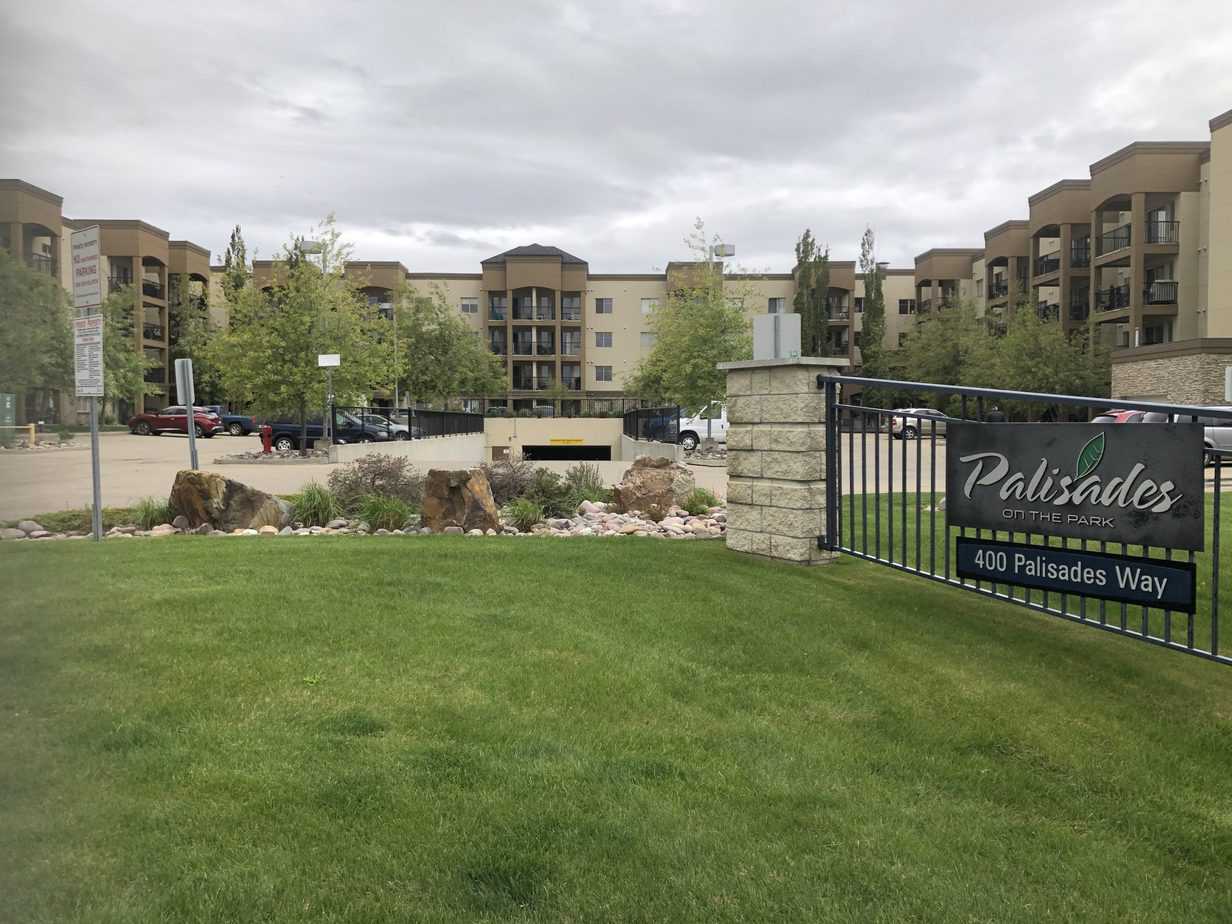 Palisades on the Park · Condos for Sale