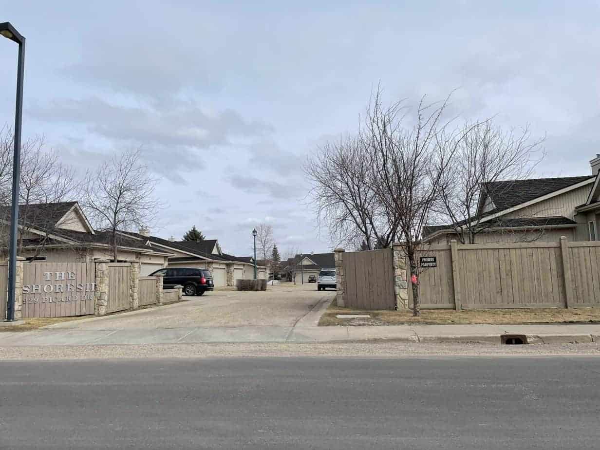 The Shores 45 Adult Bungalows For Sale In West Edmonton condos-for-sale-winnipeg